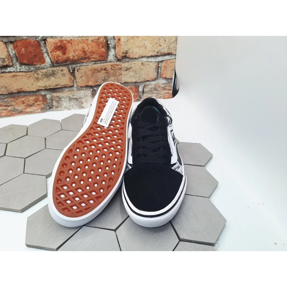 Women Sz 7 Vans Old School Comfy Cush Black White Swirl Sneakers VN0A5DYCBZW Knu - Picture 4 of 9